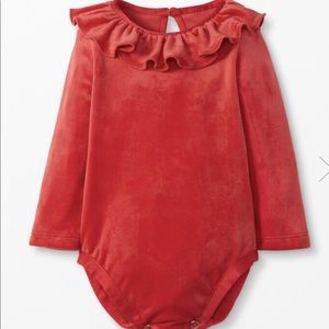 🆕 Hanna Andersson • Ruffle Velour • Bodysuit